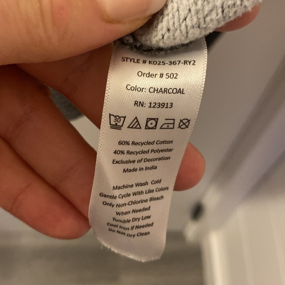 Men’s hoodie size medium - Picture 7 of 7